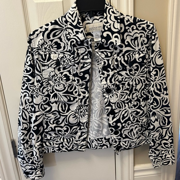 Jackets & Blazers - Jones New York Sport Petite Jacket